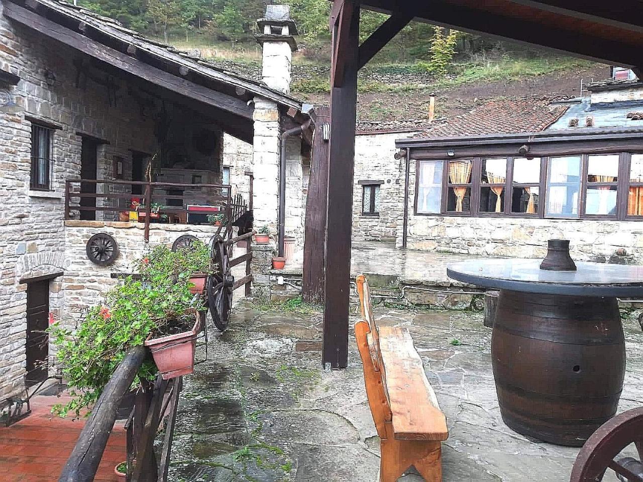 Agriturismo Grotta Dell'Eremita Albano di Lucania Dış mekan fotoğraf
